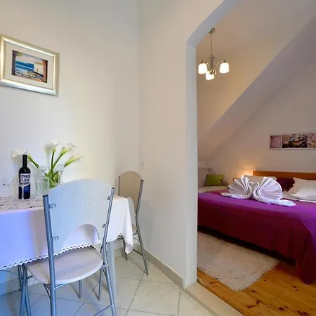 Aks Apartment, - Center Appartamento